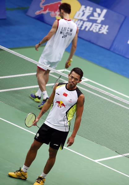 里在比赛压 里在比赛压